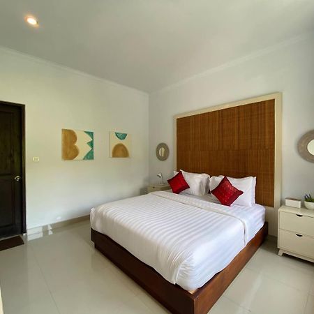 Villa Mayu Dedaries Seminyak Zewnętrze zdjęcie
