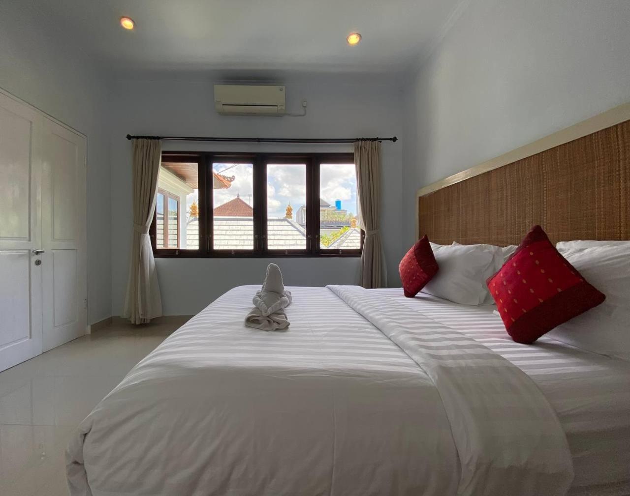 Villa Mayu Dedaries Seminyak Zewnętrze zdjęcie
