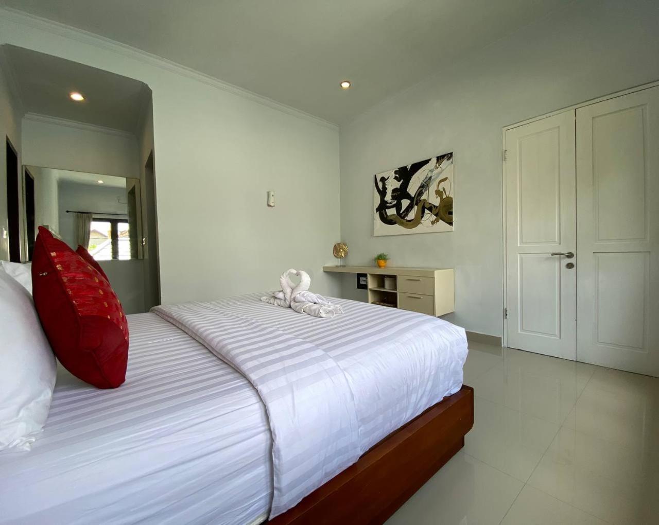 Villa Mayu Dedaries Seminyak Zewnętrze zdjęcie