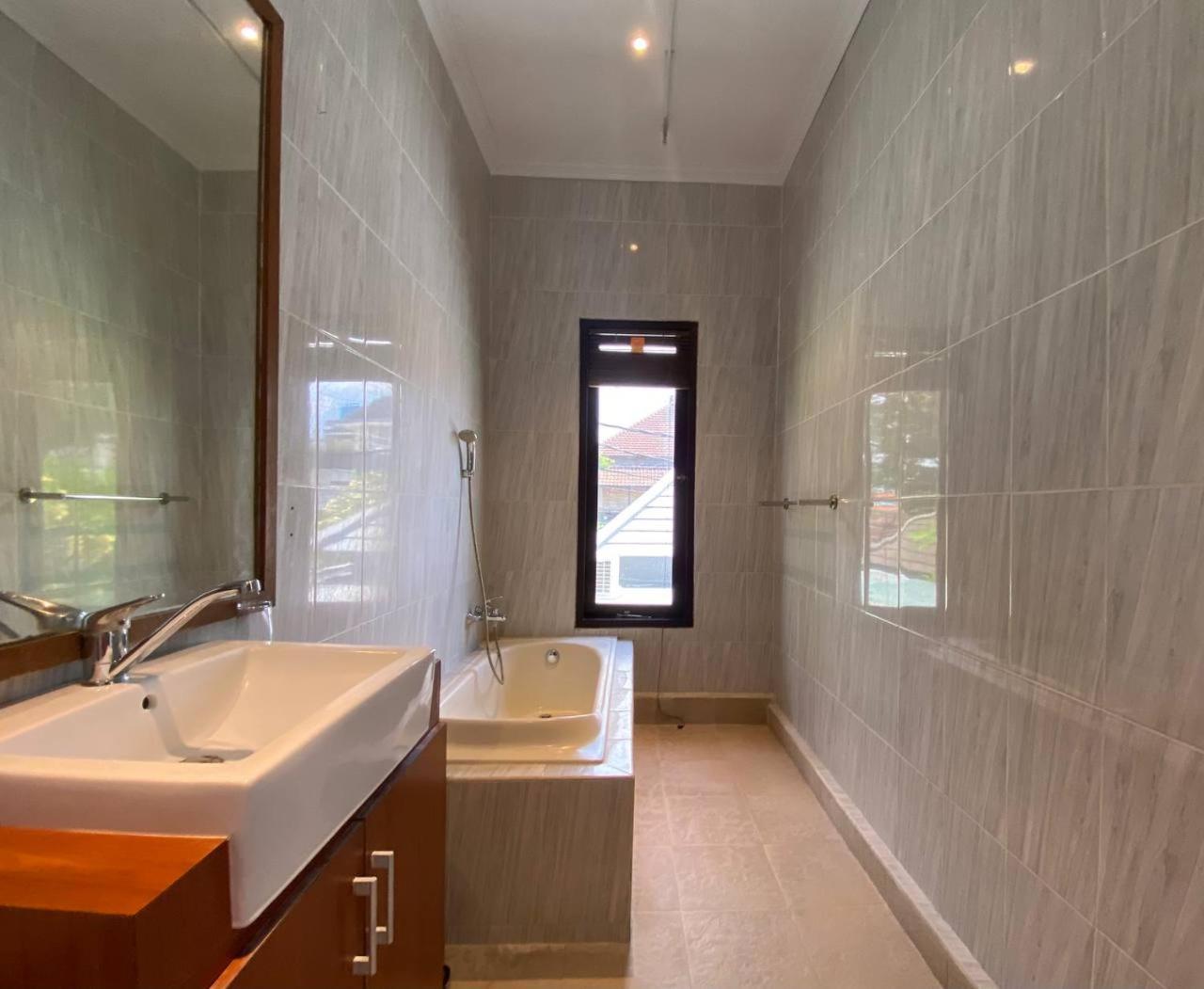 Villa Mayu Dedaries Seminyak Zewnętrze zdjęcie