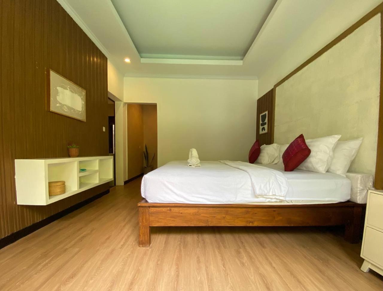 Villa Mayu Dedaries Seminyak Zewnętrze zdjęcie