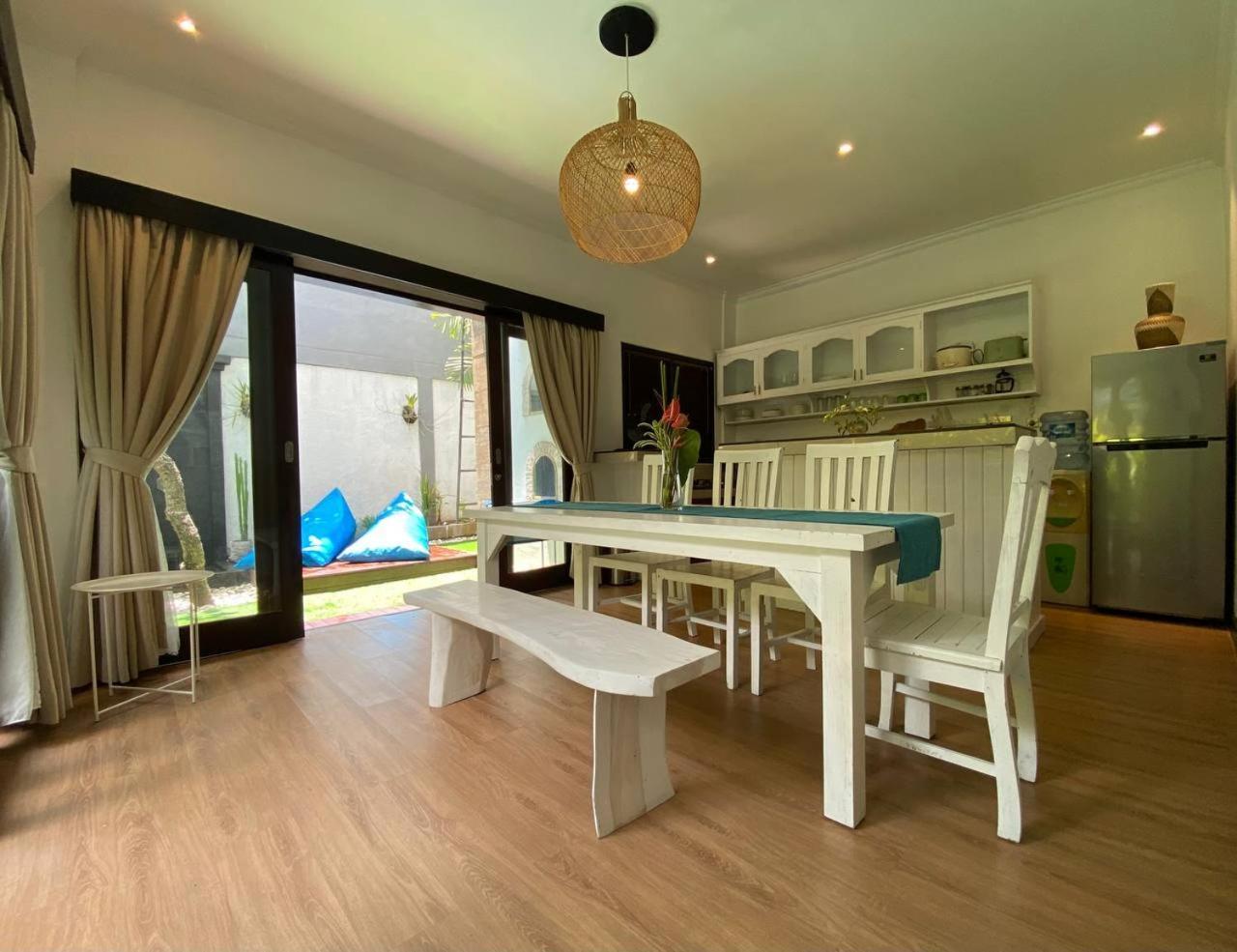 Villa Mayu Dedaries Seminyak Zewnętrze zdjęcie