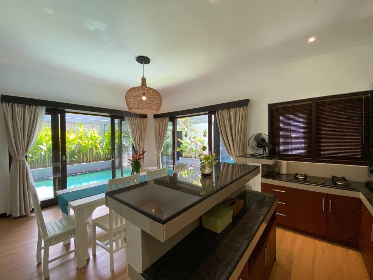 Villa Mayu Dedaries Seminyak Zewnętrze zdjęcie