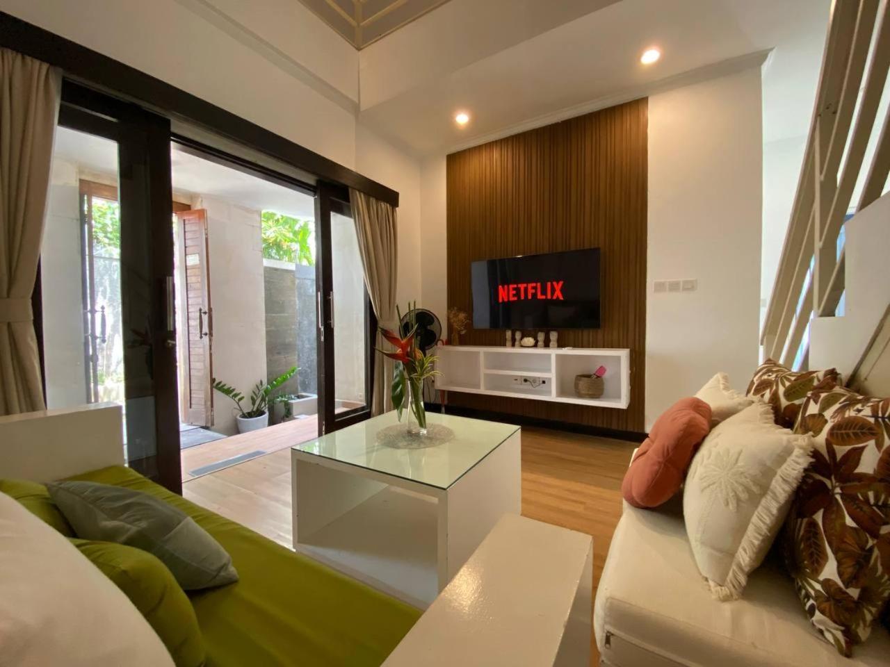 Villa Mayu Dedaries Seminyak Zewnętrze zdjęcie